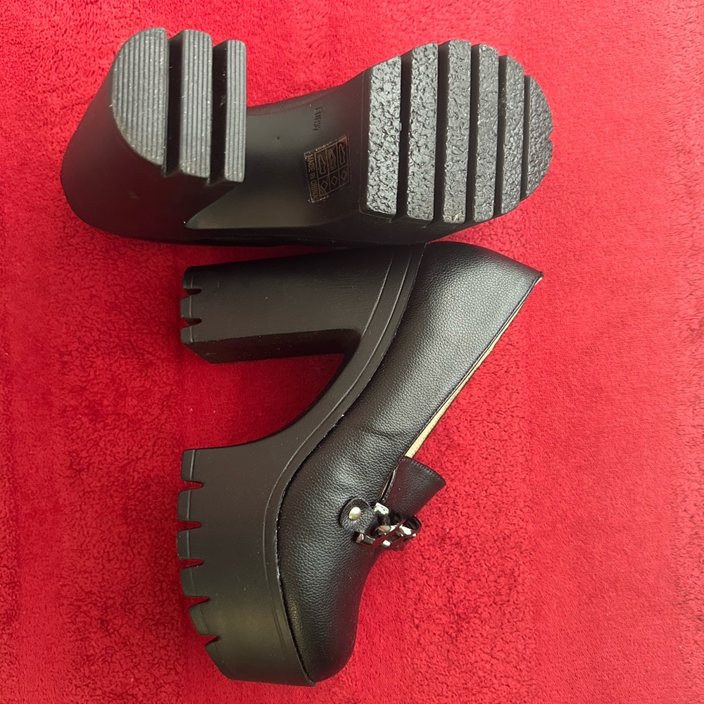Elegant Black Women's Platform Shoes